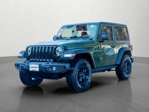 Used 2023 Jeep Wrangler Willys image 3