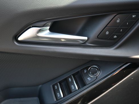 Used 2026 Chevrolet Equinox RS w/ Convenience Package III image 30