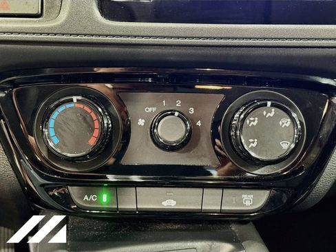 Used 2016 Honda HR-V LX image 17