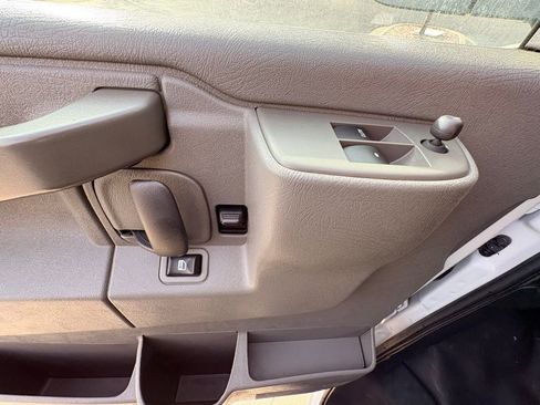 Used 2021 Chevrolet Express 2500 Extended w/ Driver Convenience Package image 17