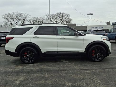 Used 2023 Ford Explorer ST w/ Equipment Group 401A image 7