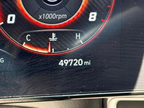 Used 2023 Hyundai Elantra SEL w/ Convenience Package FWD image 20