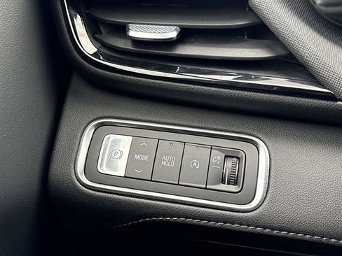 Certified 2025 Buick Enclave Preferred w/ LPO, Floor Liner Package FWD image 18