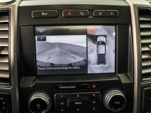 Used 2020 Ford F250 Platinum w/ Tremor Off-Road Package image 9