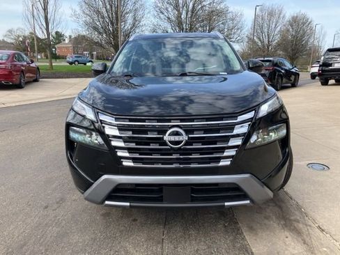 Used 2026 Nissan Rogue SL AWD/4WD image 8