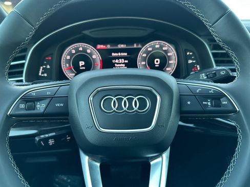 Used 2024 Audi Q8 Premium Plus w/ Premium Plus Package image 23
