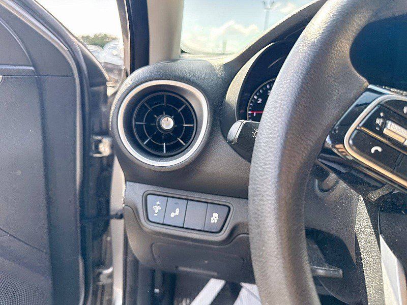Used 2024 Kia Forte LXS w/ LXS Technology Package FWD image 9