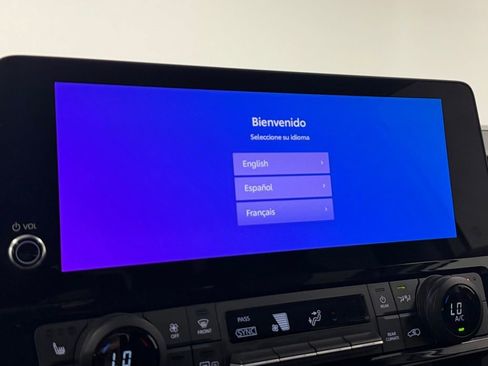 Used 2024 Toyota Grand Highlander XLE image 19