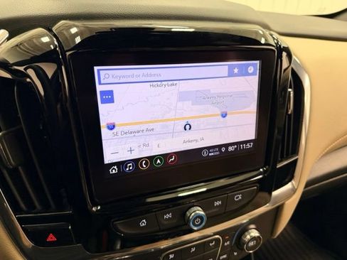 Certified 2023 Chevrolet Traverse LT w/ LT Premium Package FWD image 14