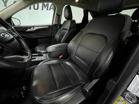 Used 2020 Ford Escape SEL FWD image 12