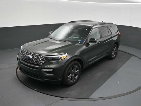 Used 2023 Ford Explorer XLT w/ Equipment Group 202A image 21
