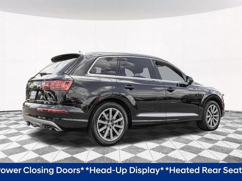 Used 2018 Audi Q7 3.0T Prestige w/ Prestige Package AWD/4WD image 12