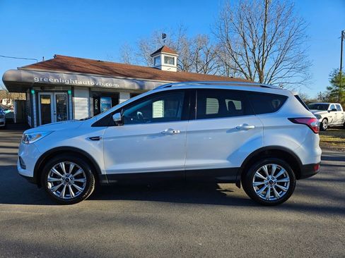 Used 2017 Ford Escape Titanium FWD image 8