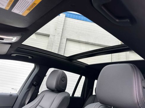 Used 2026 Mercedes-Benz GLS 450 4MATIC image 24