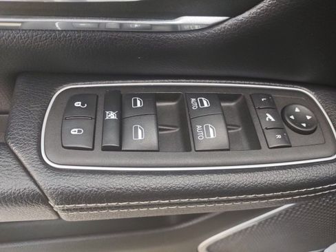 Used 2023 RAM 1500 Laramie image 21