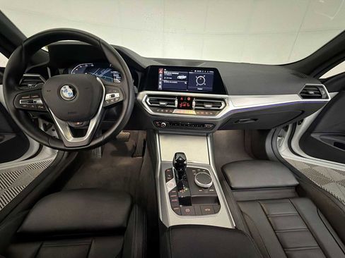 Used 2022 BMW 430i xDrive Convertible w/ Premium Package AWD/4WD image 12