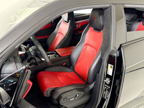 Used 2021 Lamborghini Urus image 14
