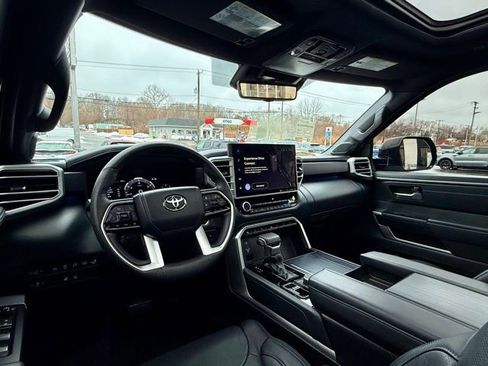 Used 2024 Toyota Tundra Platinum image 23