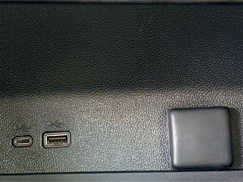 New 2026 Chevrolet Traverse RS image 35