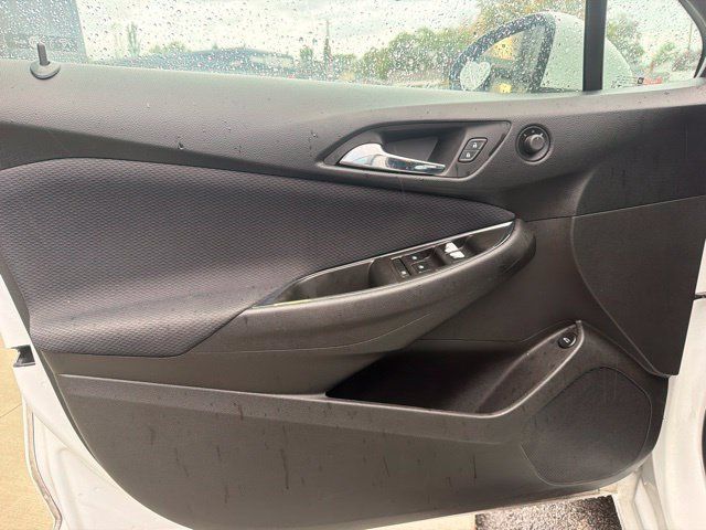 Used 2018 Chevrolet Cruze LT w/ LT Fleet Convenience Package FWD image 18