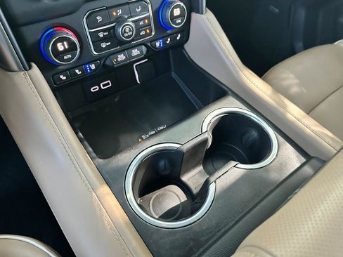 Used 2023 Chevrolet Tahoe Premier w/ Premium Package 2 RWD image 61