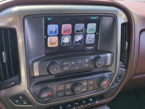 Used 2019 Chevrolet Silverado 2500 High Country w/ Duramax Plus Package image 12