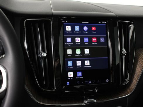 Certified 2023 Volvo XC60 B5 Plus w/ Protection Package Premier image 9