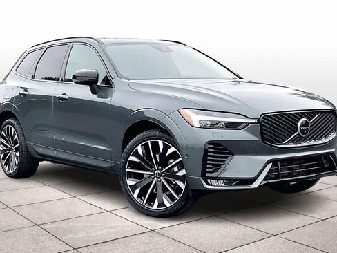 New 2026 Volvo XC60 B5 Ultra w/ Climate Package image 2
