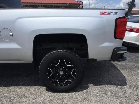 Used 2015 Chevrolet Silverado 2500 LT w/ LT Convenience Package AWD/4WD image 12
