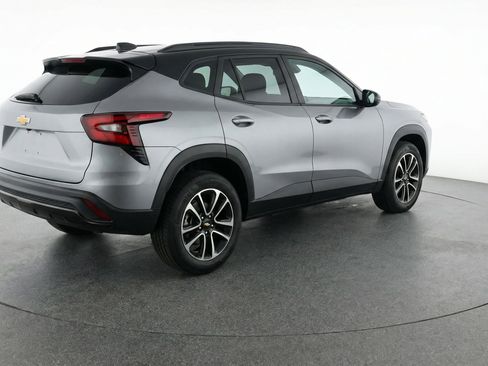 Used 2025 Chevrolet TrailBlazer LT image 9