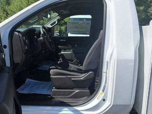 New 2026 GMC Sierra 2500 Pro w/ Convenience Package AWD/4WD image 9