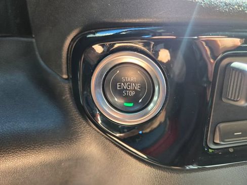 Used 2025 Chevrolet Silverado 2500 LTZ w/ LTZ Premium Package AWD/4WD image 40