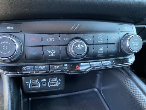 Used 2021 Dodge Durango GT AWD/4WD image 14