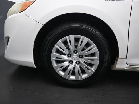 Used 2012 Toyota Camry LE FWD image 45