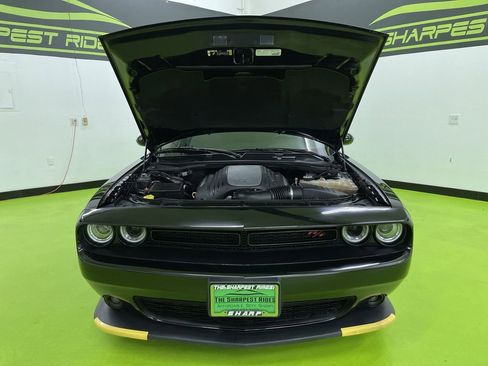 Used 2022 Dodge Challenger R/T w/ Blacktop Package image 4