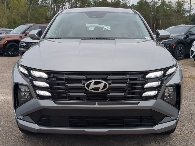 Certified 2025 Hyundai Tucson SE FWD image 9