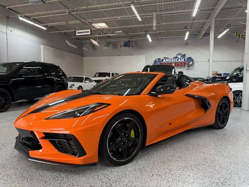 Used 2022 Chevrolet Corvette Stingray Preferred Conv w/ Z51 Performance Package RWD image 2