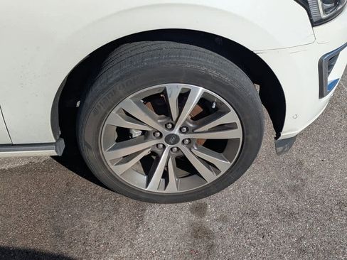 Used 2021 Ford Expedition Max Platinum image 5