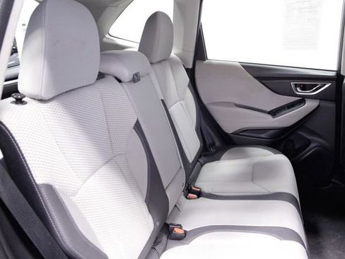 Used 2023 Subaru Forester Premium image 19