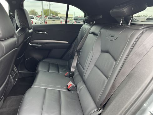 Used 2024 Cadillac XT4 Premium Luxury image 11