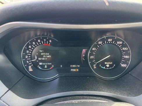 Used 2016 Lincoln MKZ Base 4dr Sedan image 10