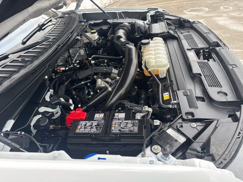 Used 2025 Ford Expedition Active image 42