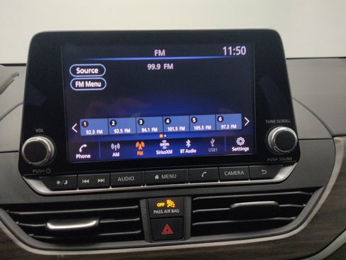 Used 2024 Nissan Altima 2.5 SV image 25