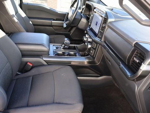 Used 2022 Ford F150 XLT w/ Equipment Group 302A High image 13