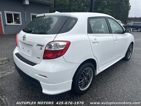 Used 2010 Toyota Matrix S image 7