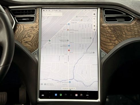 Used 2017 Tesla Model S 90D image 17