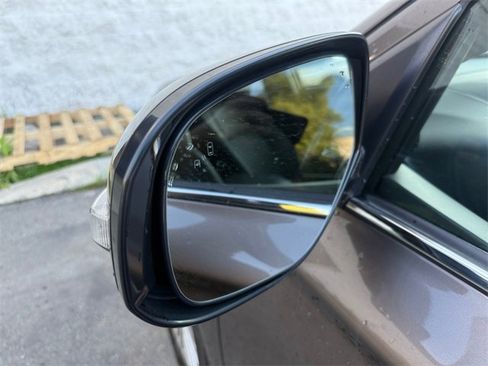 Used 2020 Mitsubishi Outlander GT image 32