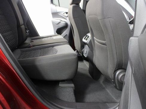 Used 2024 Chevrolet Equinox LT image 19
