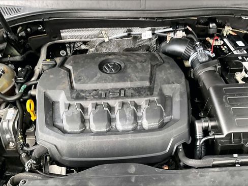 Used 2022 Volkswagen Tiguan S image 31