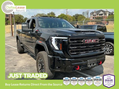 Used 2025 GMC Sierra 2500 AT4X AWD/4WD image 1